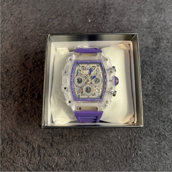 Rare Activa X Invicta Purple and Black Women's Watch new in box - Picture 2 of 10